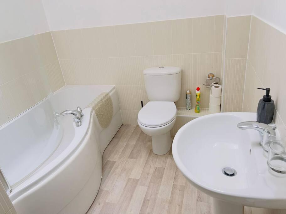 2 Bedroom Flat In Colchester Exterior foto